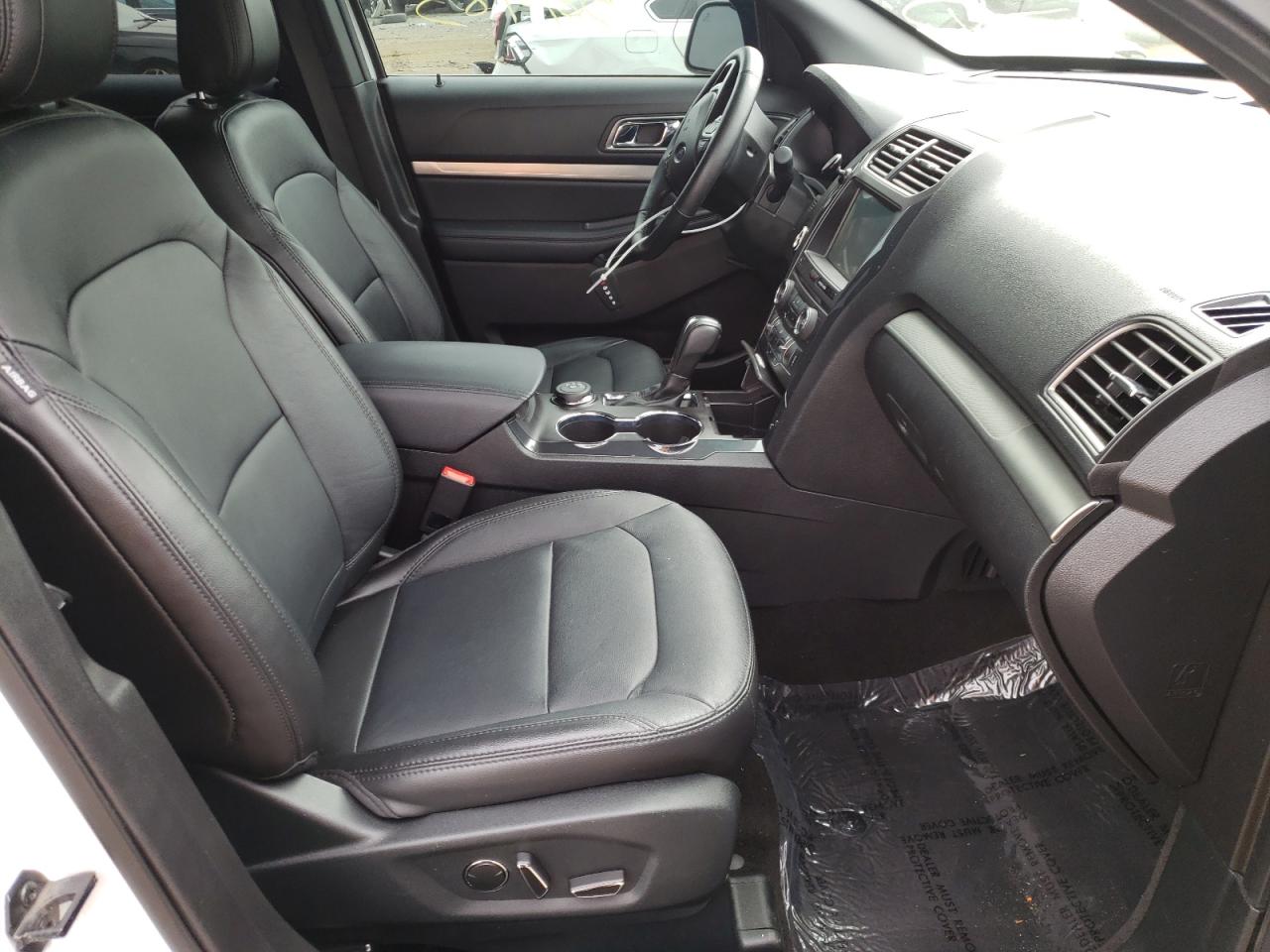 Photo 5 from auction – 2018 FORD EXPLORER X with VIN 1FM5K8D87JGC64786