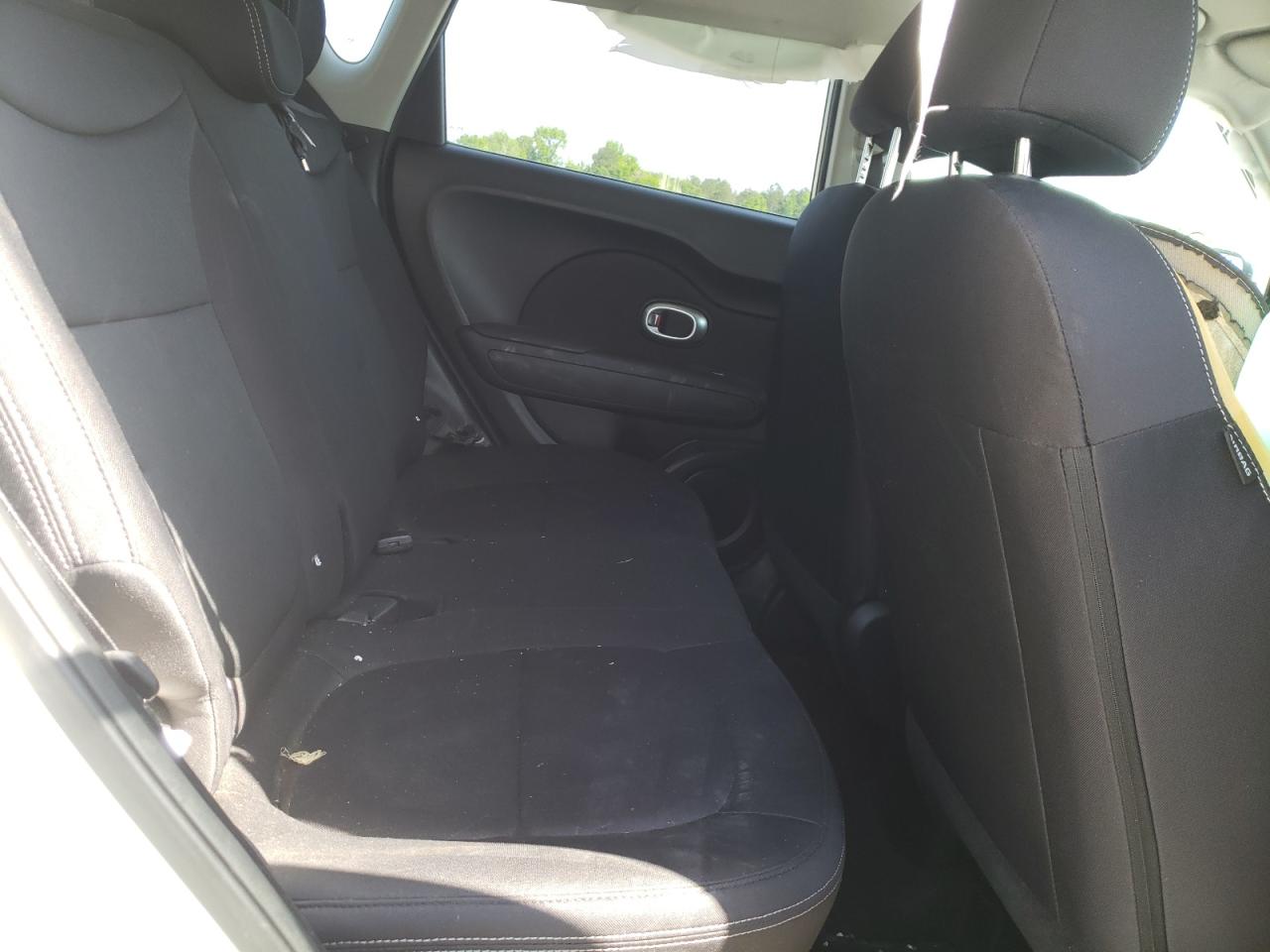 Photo 6 from auction – 2019 KIA SOUL with VIN KNDJN2A2XK7697785