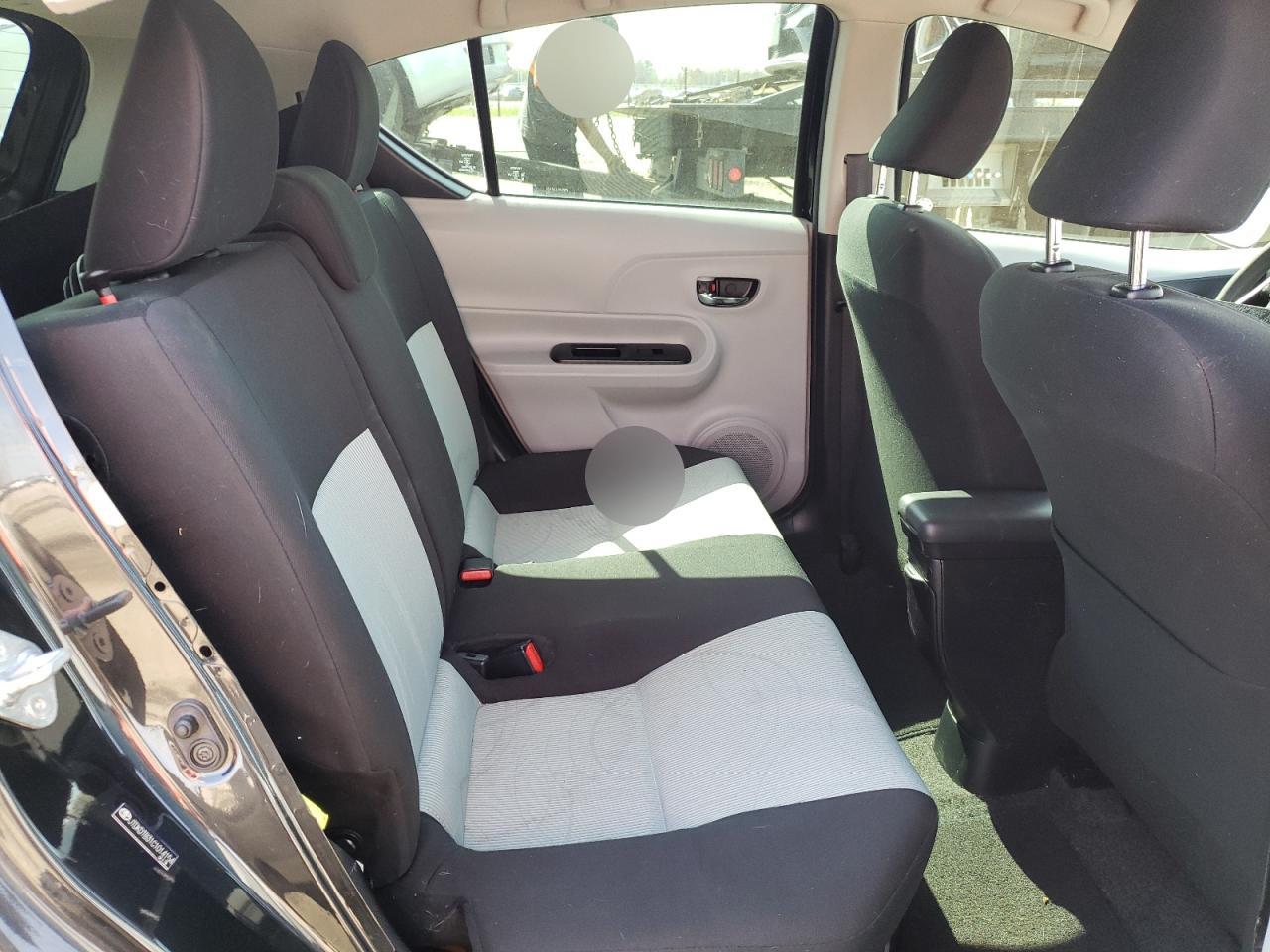 Photo 6 from auction – 2012 TOYOTA PRIUS C with VIN JTDKDTB31C1014154