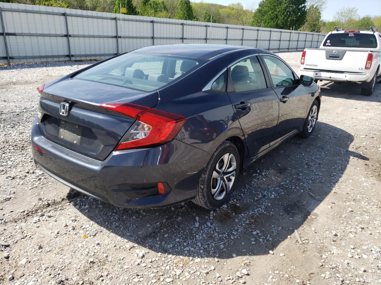 Photo 17 from auction – 2016 HONDA CIVIC LX with VIN 19XFC2F54GE098726
