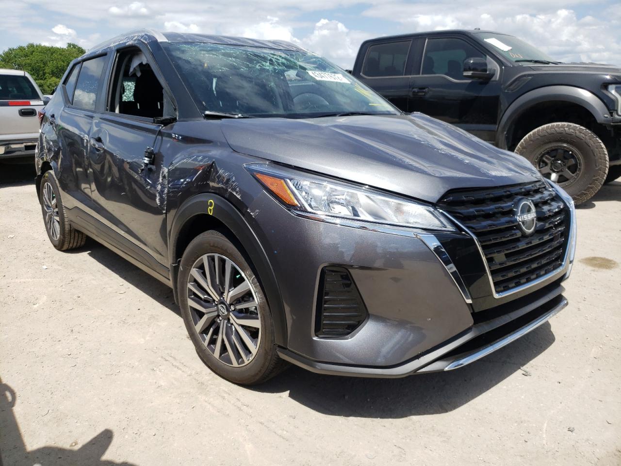 NISSAN KICKS 2022 with VIN 3N1CP5CV3NL482313 - Photo from auction