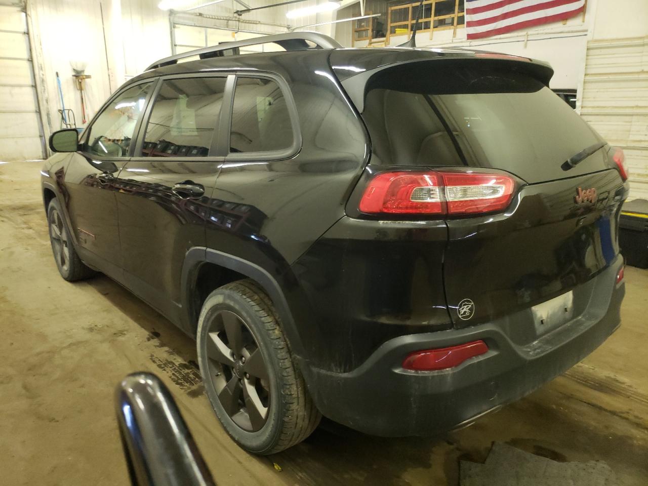 Photo 3 from auction – 2016 JEEP CHEROKEE L with VIN 1C4PJLCB6GW350637
