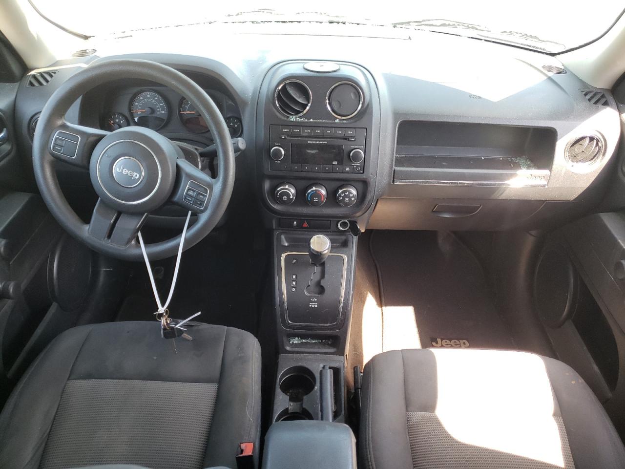 Photo 9 from auction – 2015 JEEP PATRIOT SP with VIN 1C4NJPBA4FD326015