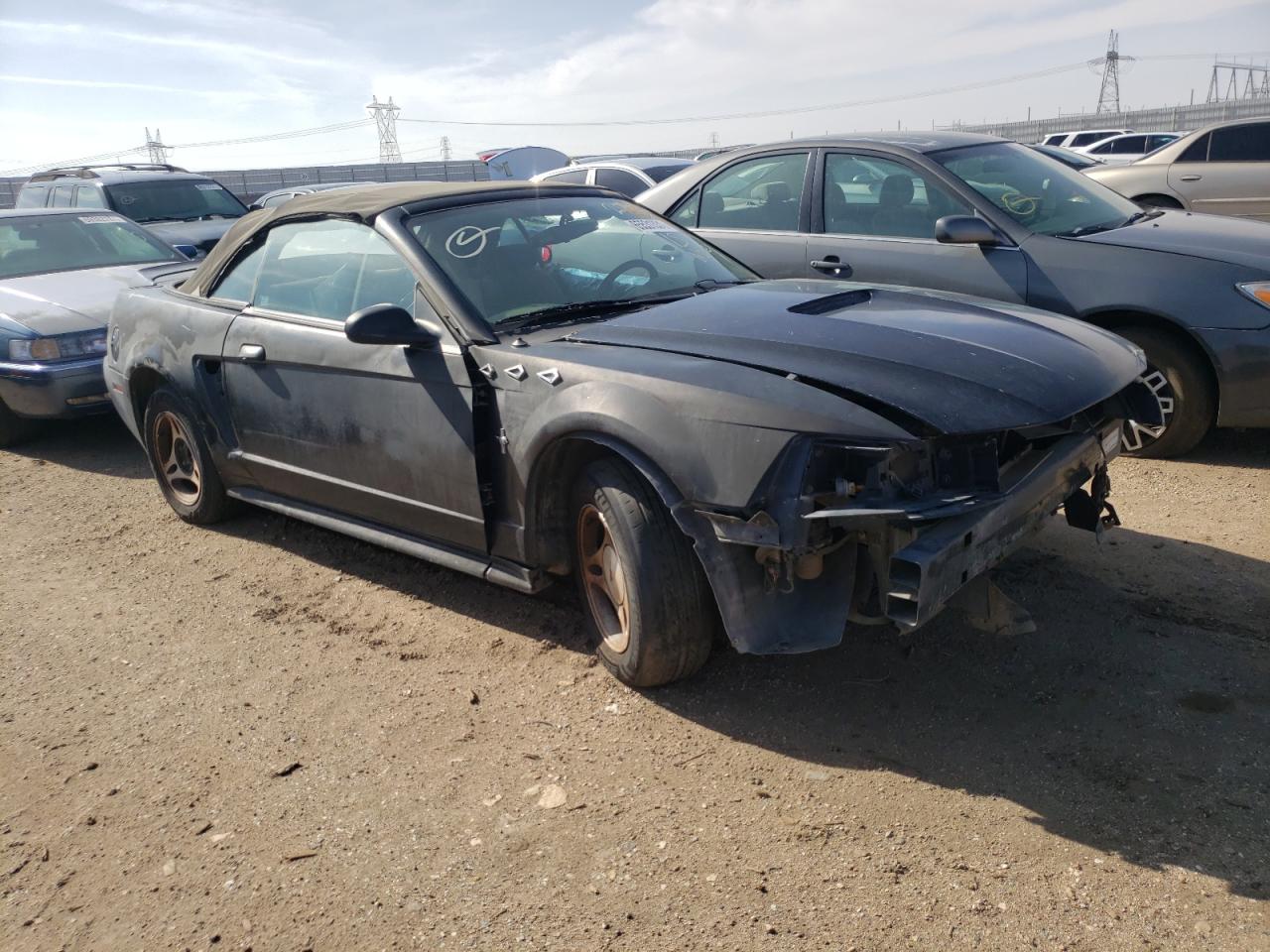 FORD MUSTANG 2000 with VIN 1FAFP4442YF109908 - Photo from auction