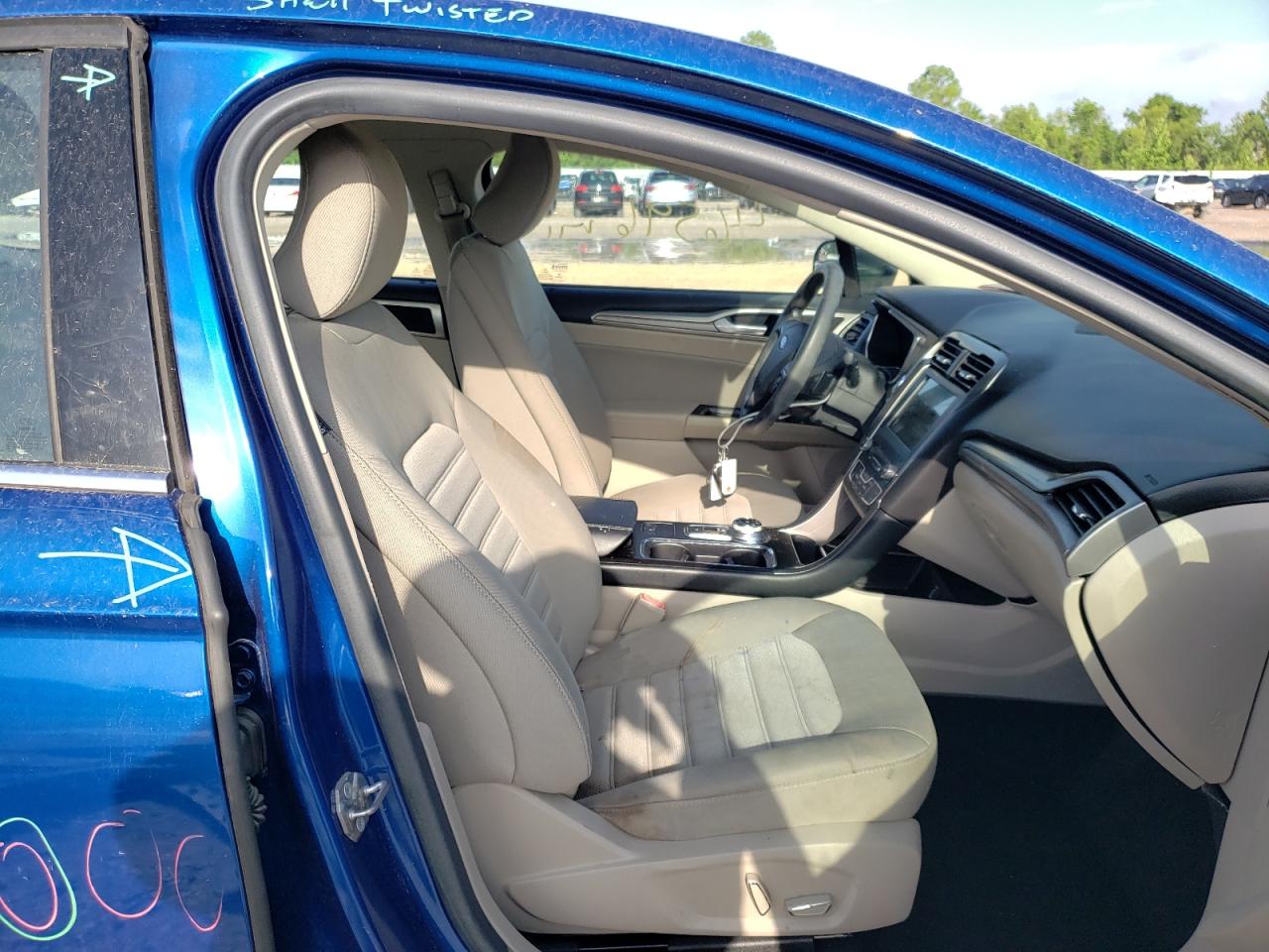Photo 5 from auction – 2017 FORD FUSION SE with VIN 3FA6P0HD9HR349575