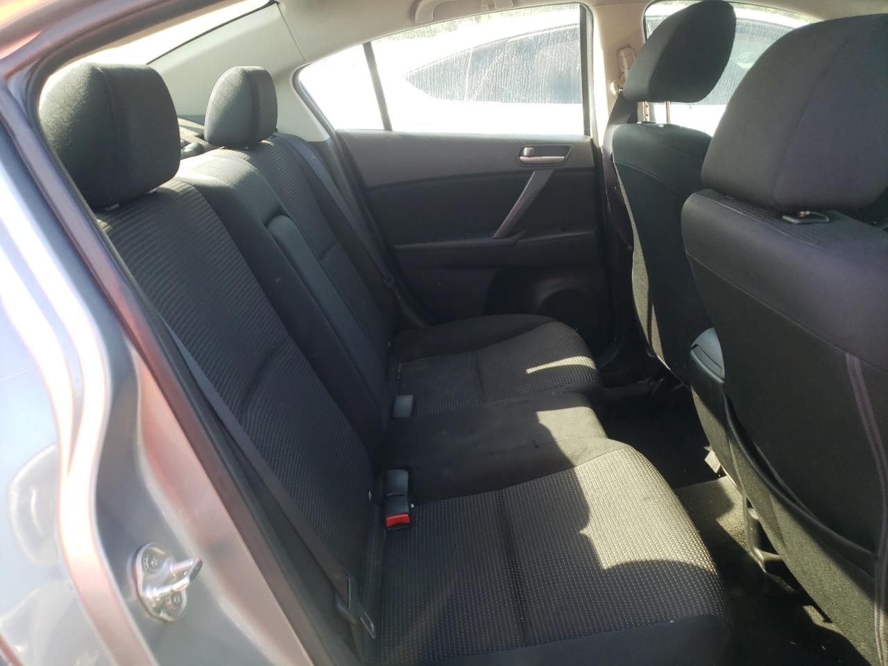 Photo 6 from auction – 2012 MAZDA 3 I with VIN JM1BL1V77C1607202