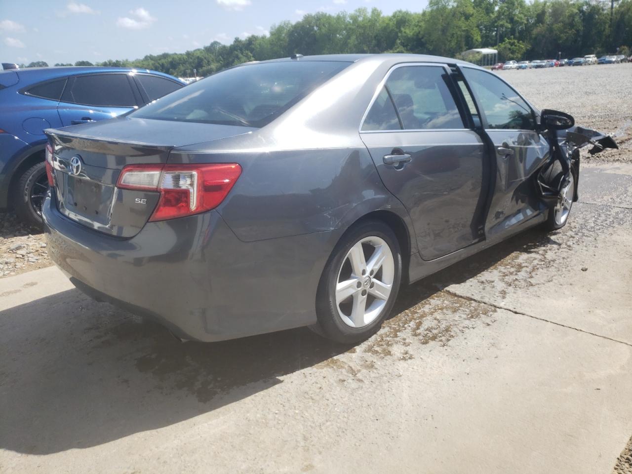 Photo 4 from auction – 2012 TOYOTA CAMRY BASE with VIN 4T1BF1FK2CU071358