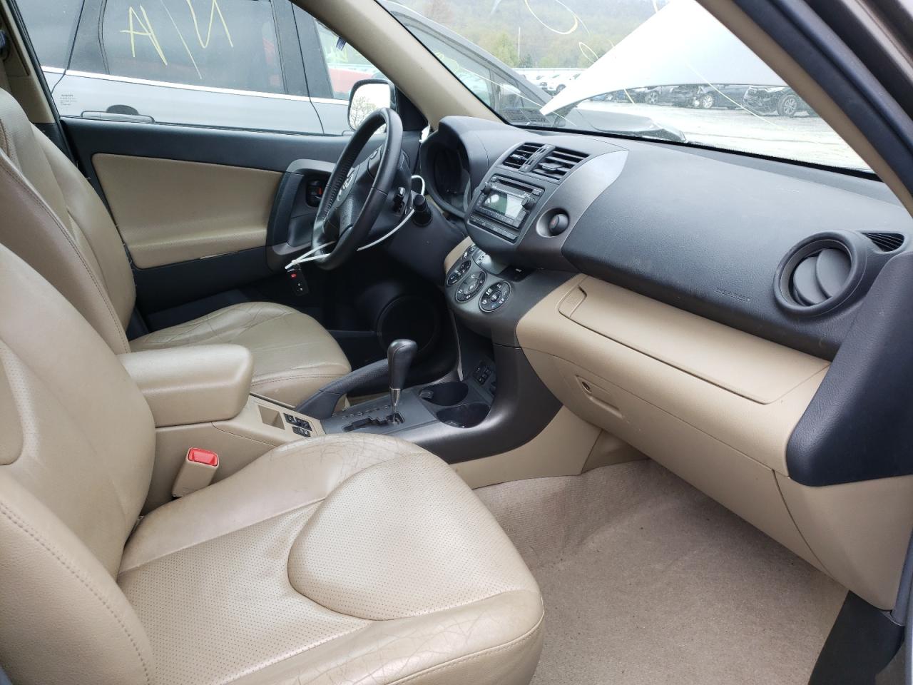 Photo 5 from auction – 2012 TOYOTA RAV4 LIMIT with VIN 2T3DF4DVXCW246566