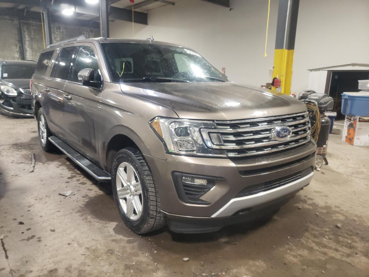 FORD EXPEDITION 2018 with VIN 1FMJK1JT7JEA26902 - Photo from auction