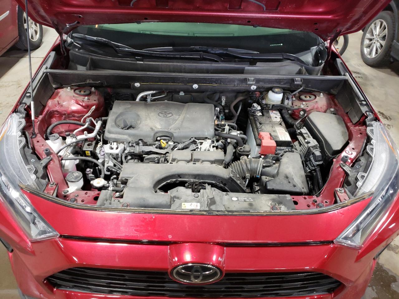 Photo 7 from auction – 2019 TOYOTA RAV4 LE with VIN JTMG1RFVXKJ012639