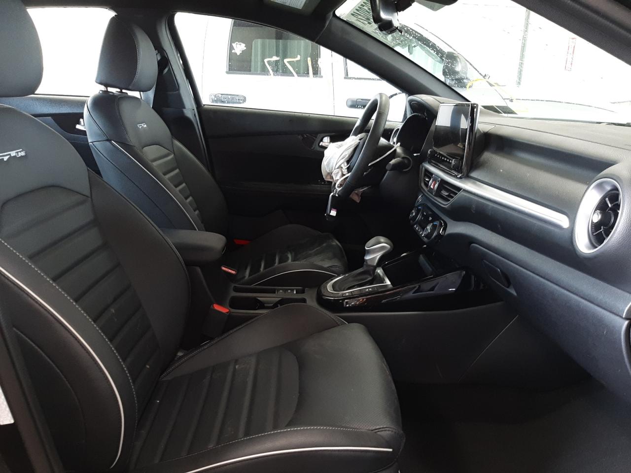 Photo 5 from auction – 2022 KIA FORTE EX with VIN 3KPF54AD3NE431113