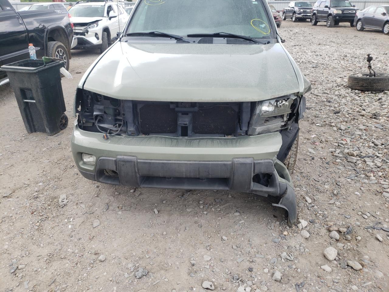 Photo 9 from auction – 2004 CHEVROLET TRAILBLAZE with VIN 1GNDS13S142100804