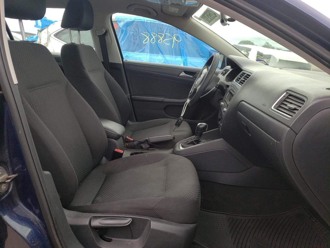 Photo 5 from auction – 2014 VOLKSWAGEN JETTA BASE with VIN 3VW2K7AJ4EM329286