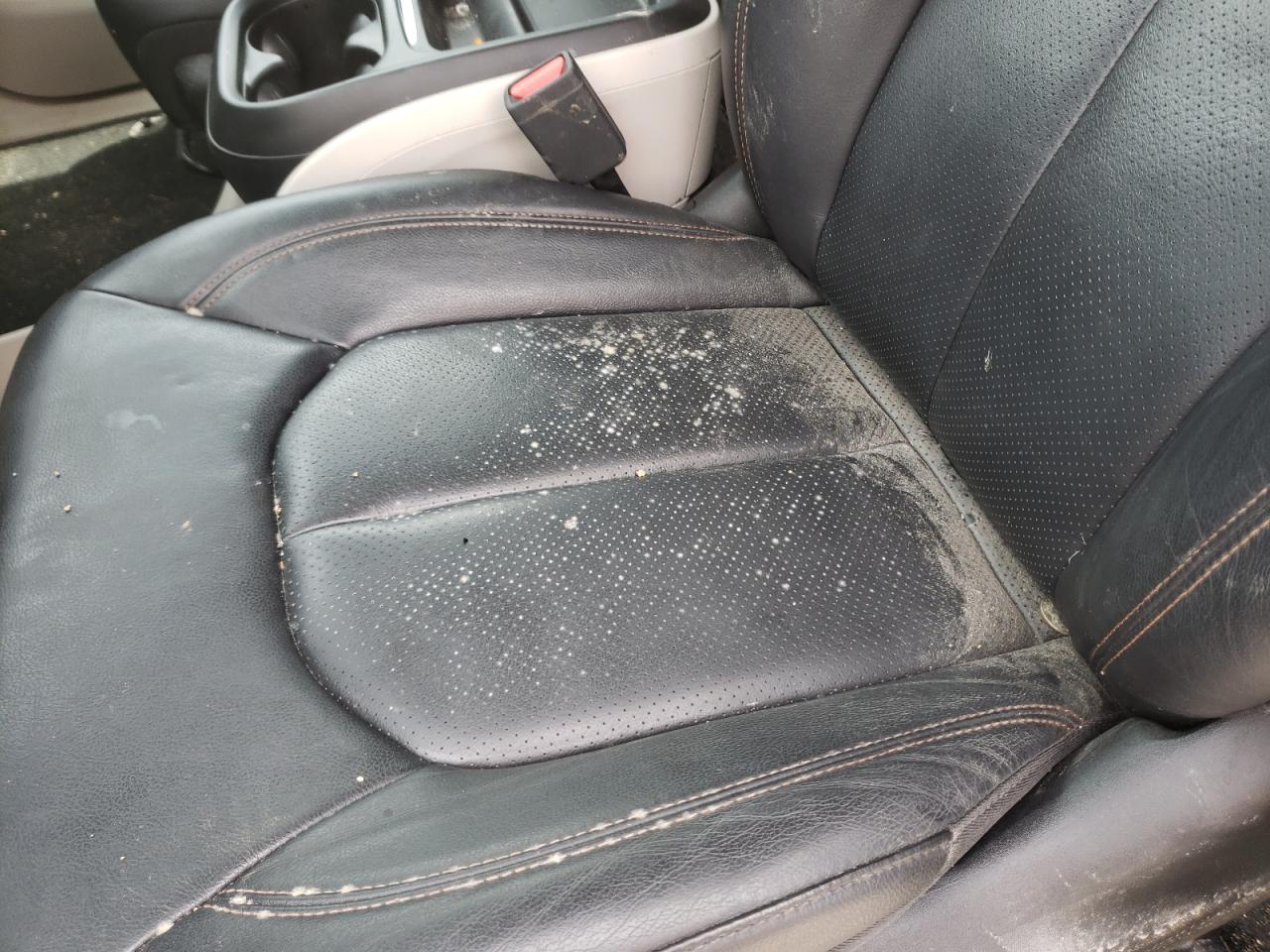Photo 9 from auction – 2018 CHRYSLER PACIFICA T with VIN 2C4RC1BG3JR294967