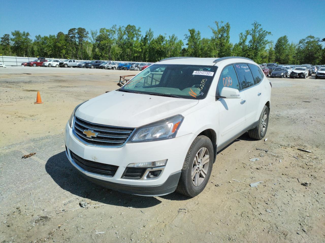 Photo 2 from auction – 2017 CHEVROLET TRAVERSE L with VIN 1GNKRGKD6HJ162185