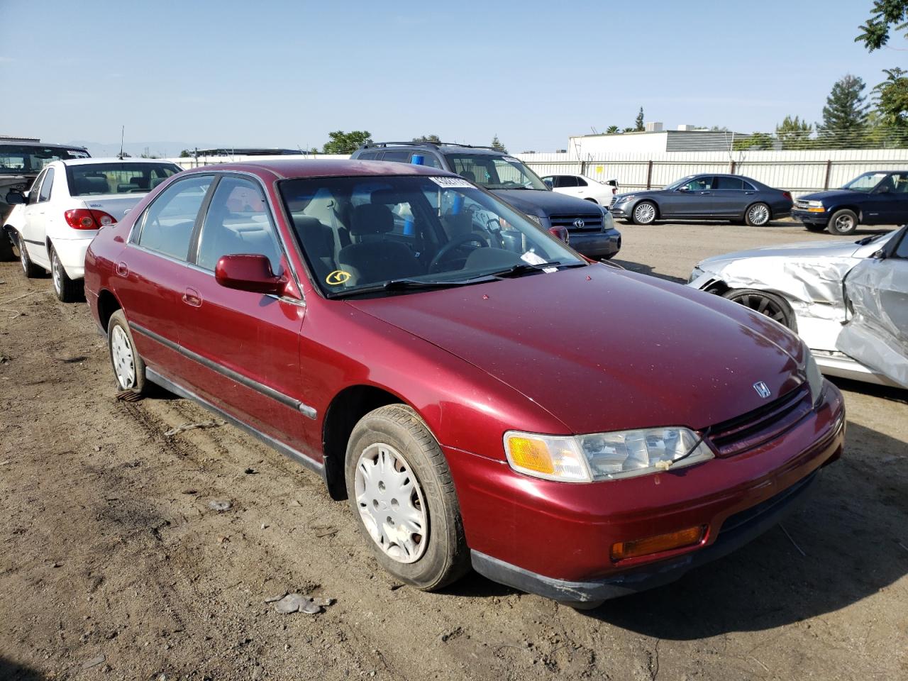 HONDA ACCORD LX 1995 with VIN 1HGCD5538SA166010 - Photo from auction