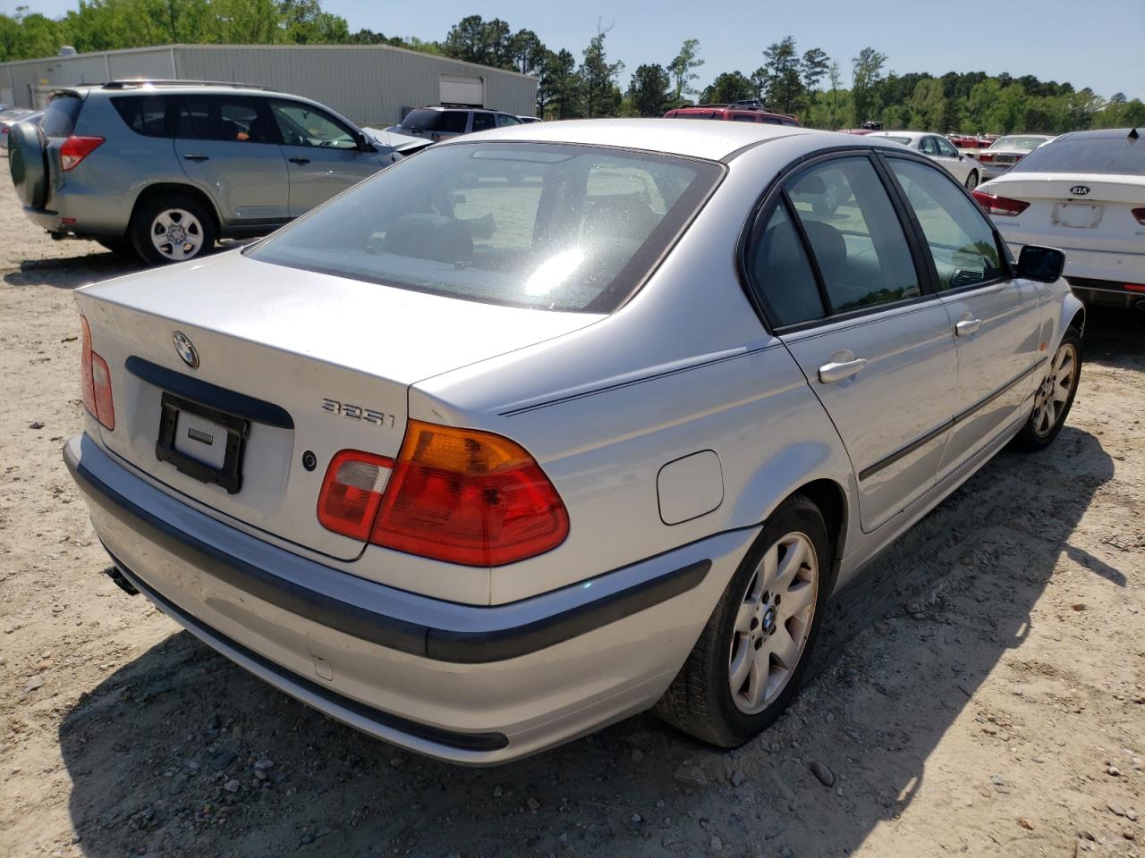 Photo 4 from auction – 2001 BMW 325 I with VIN WBAAN374X1ND45895