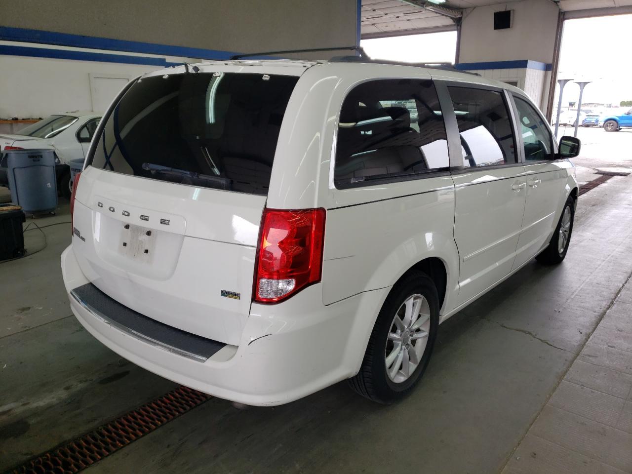 Photo 4 from auction – 2013 DODGE GRAND CARA with VIN 2C4RDGCG4DR748923