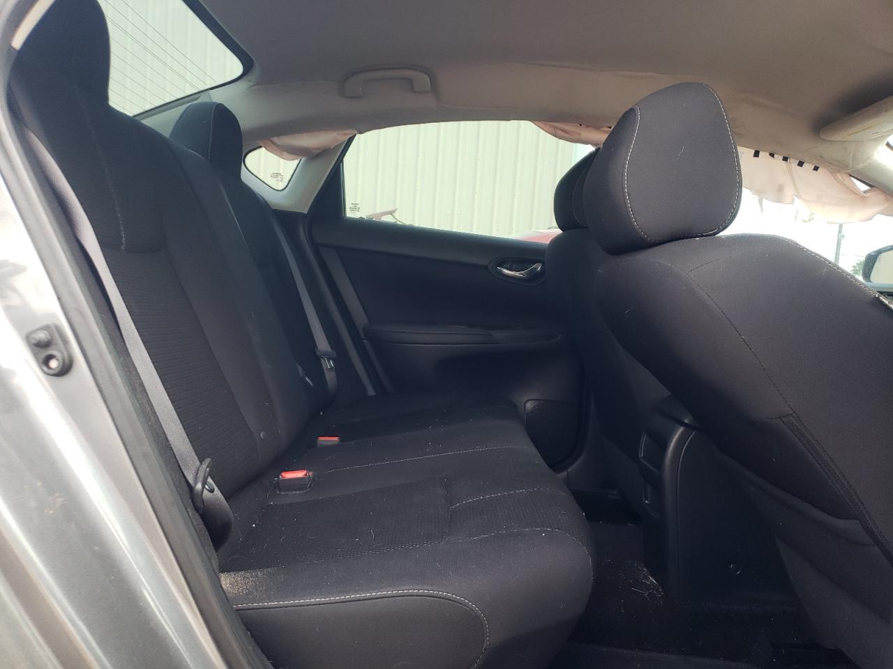 Photo 6 from auction – 2017 NISSAN SENTRA S with VIN 3N1AB7AP9HY388787