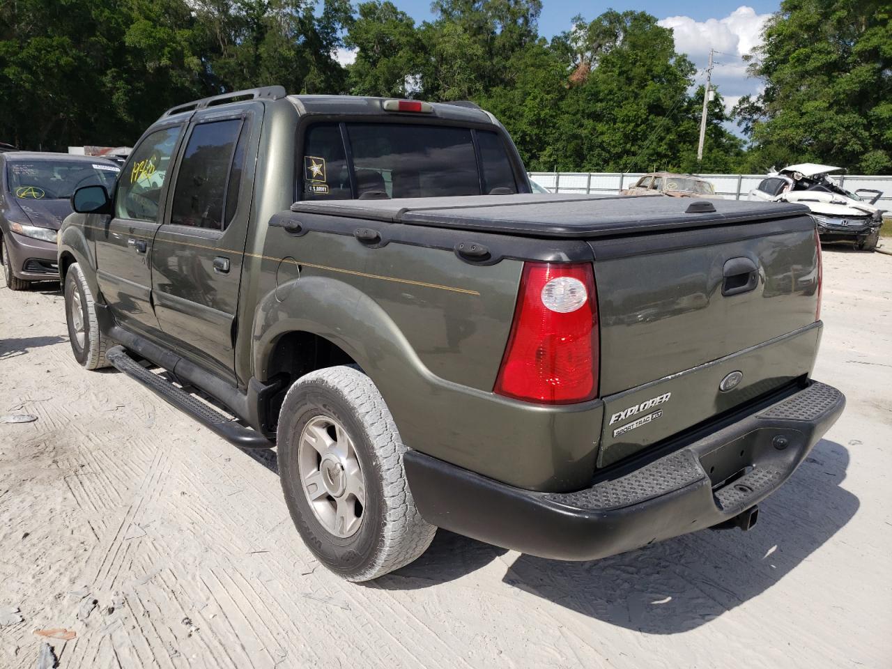 Photo 3 from auction – 2003 FORD EXPLORER S with VIN 1FMZU67E93UC58333