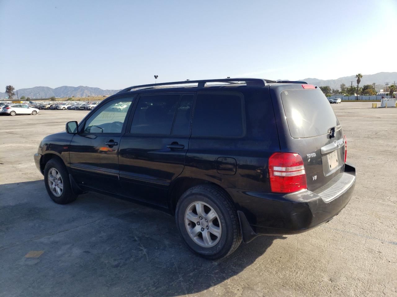 Photo 3 from auction – 2001 TOYOTA HIGHLANDER with VIN JTEGF21A710008920