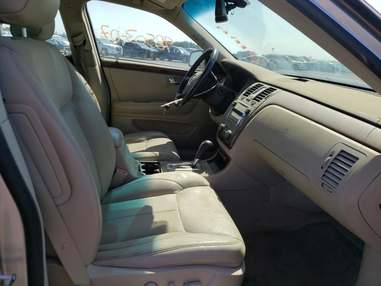 Photo 5 from auction – 2007 CADILLAC DTS with VIN 1G6KD57Y67U106870