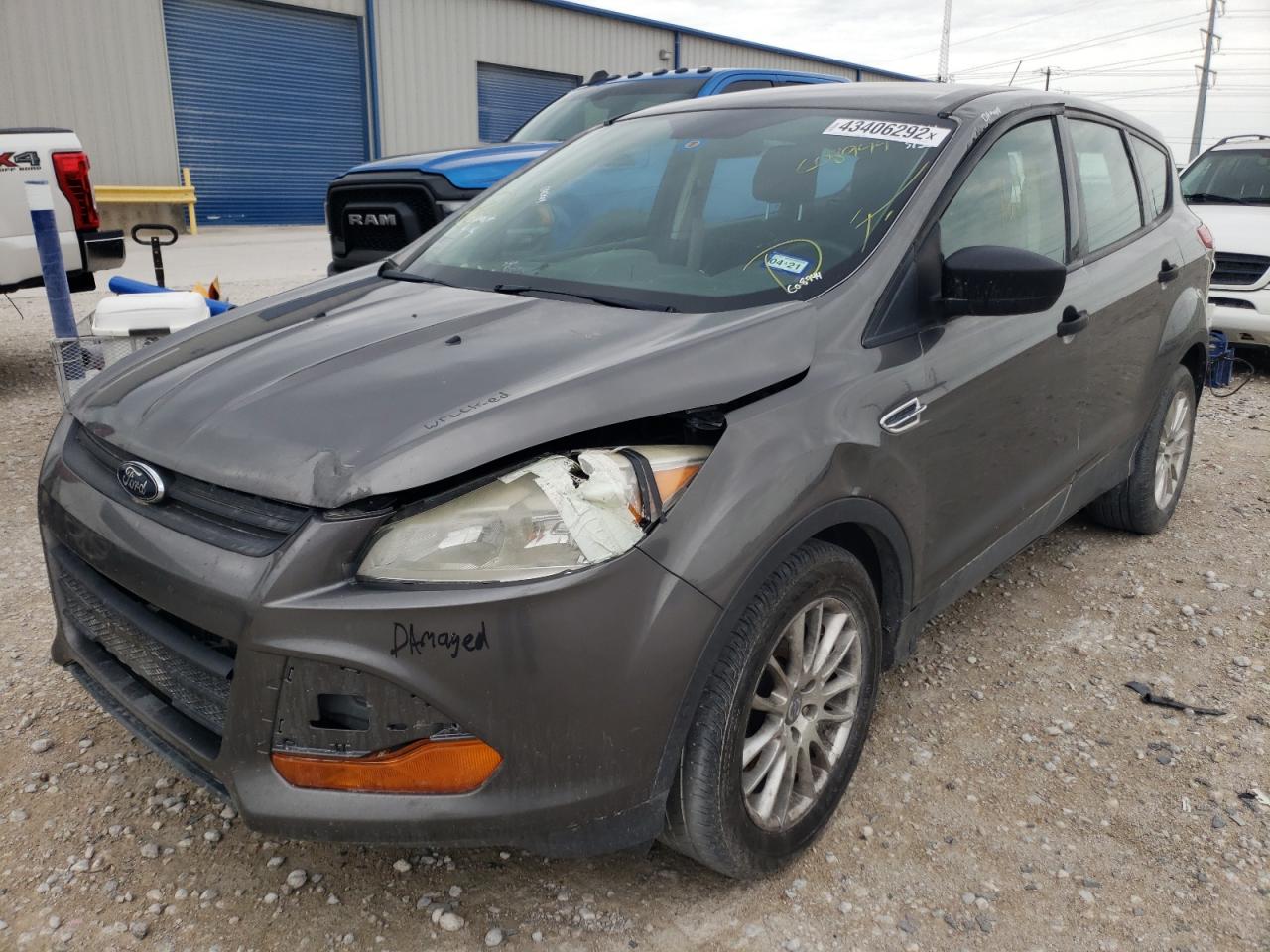 Photo 9 from auction – 2014 FORD ESCAPE S with VIN 1FMCU0F77EUC08944