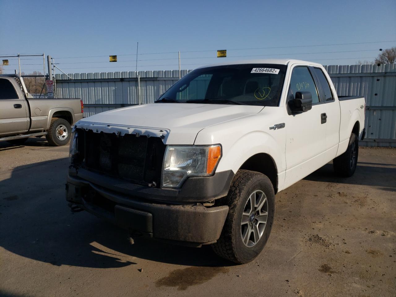 Photo 2 from auction – 2011 FORD F150 SUPER with VIN 1FTFX1EF7BKD94726