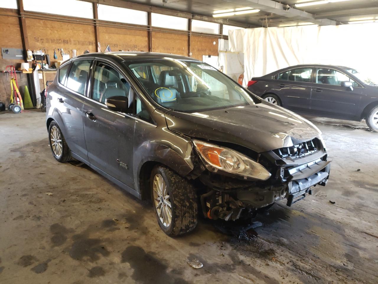 FORD C-MAX PREM 2016 with VIN 1FADP5CU0GL118833 - Photo from auction