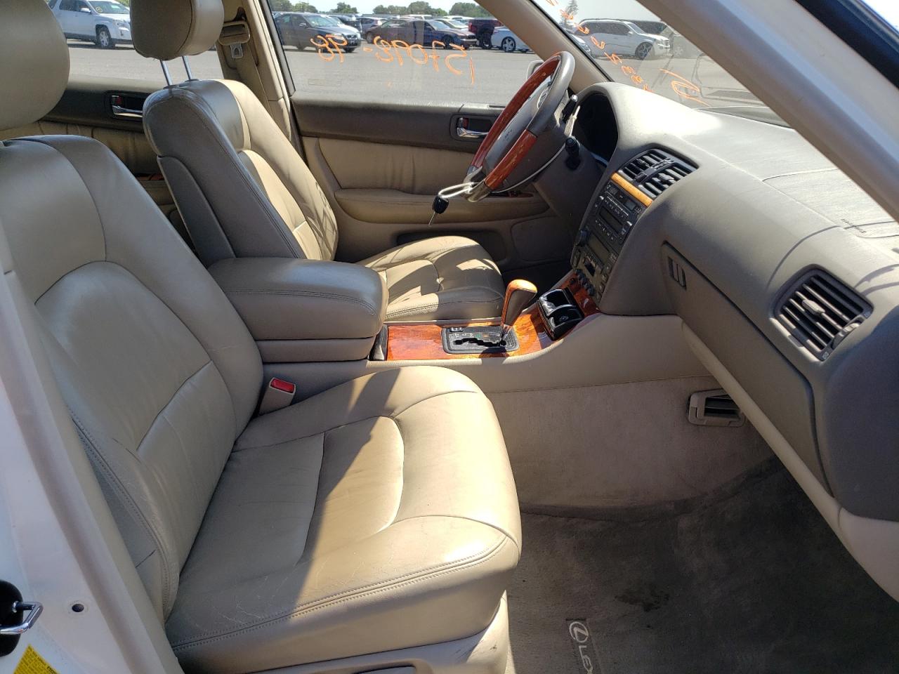 Photo 5 from auction – 1998 LEXUS LS 400 with VIN JT8BH28F7W0105308