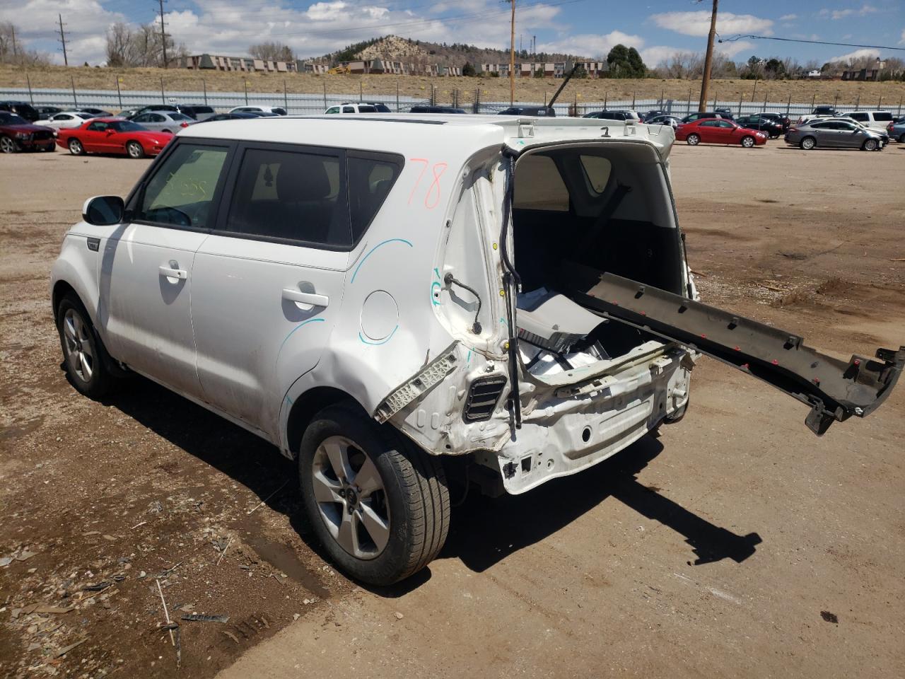 Photo 3 from auction – 2018 KIA SOUL with VIN KNDJN2A20J7576276