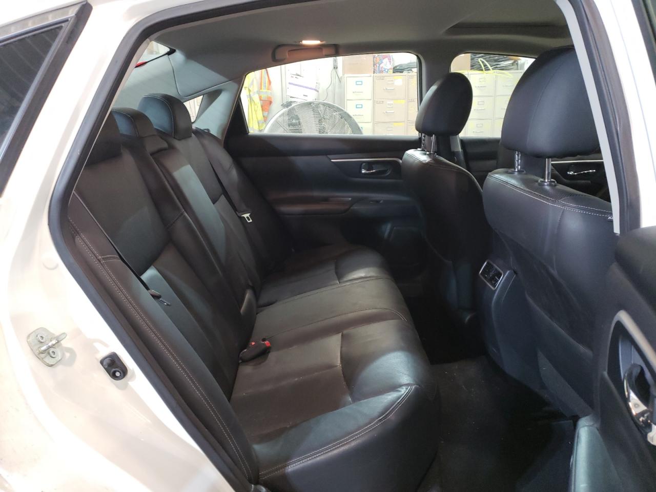 Photo 6 from auction – 2017 NISSAN ALTIMA 2.5 with VIN 1N4AL3AP9HC472805