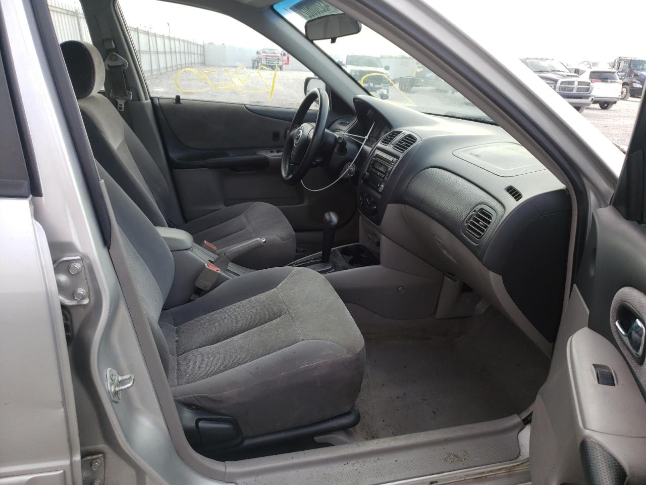 Photo 5 from auction – 2003 MAZDA PROTEGE DX with VIN JM1BJ225830121311