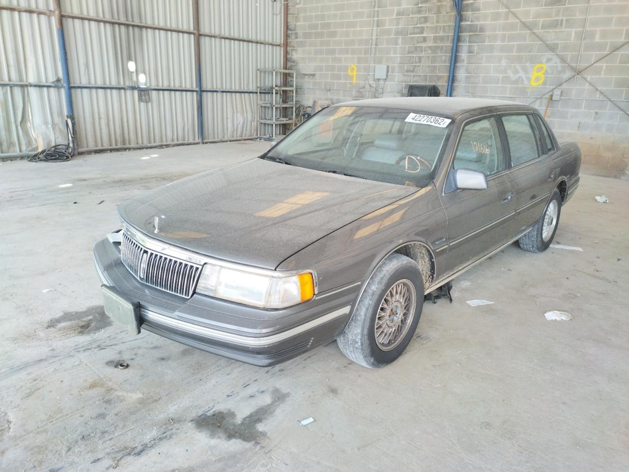 Photo 15 from auction – 1990 LINCOLN CONTINENTA with VIN 1LNLM9842LY623375