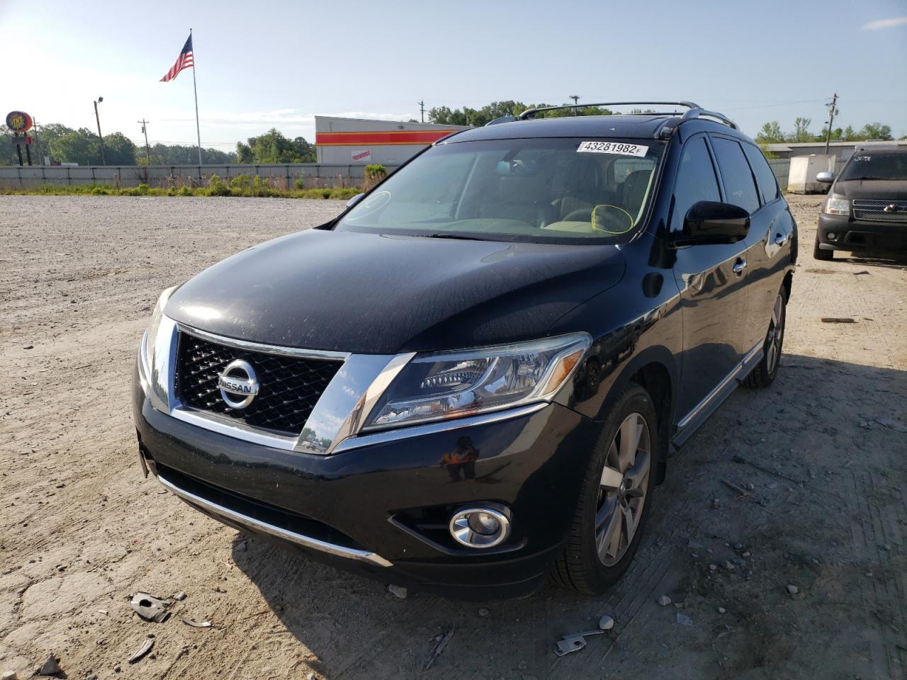 Photo 2 from auction – 2014 NISSAN PATHFINDER with VIN 5N1AR2MN0EC725739