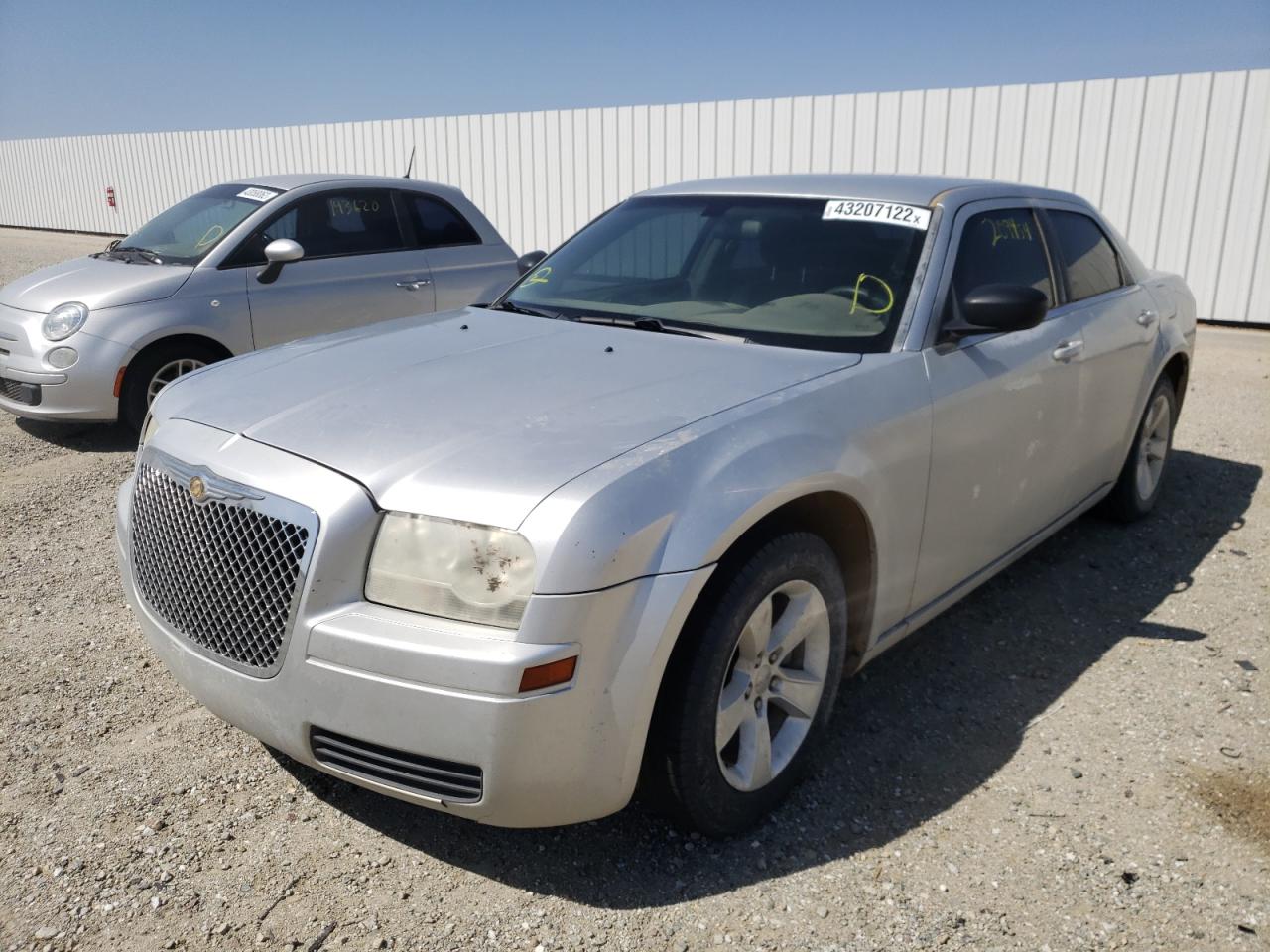 Photo 2 from auction – 2007 CHRYSLER 300 with VIN 2C3KA43R47H861389