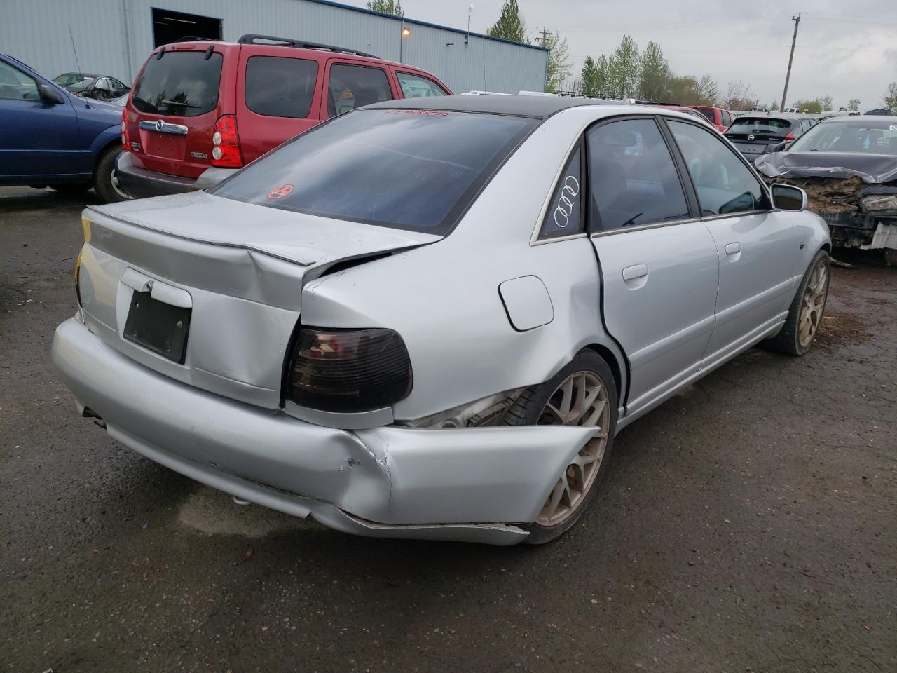 Photo 4 from auction – 2000 AUDI S4 2.7 QUA with VIN WAUDD68D7YA094784
