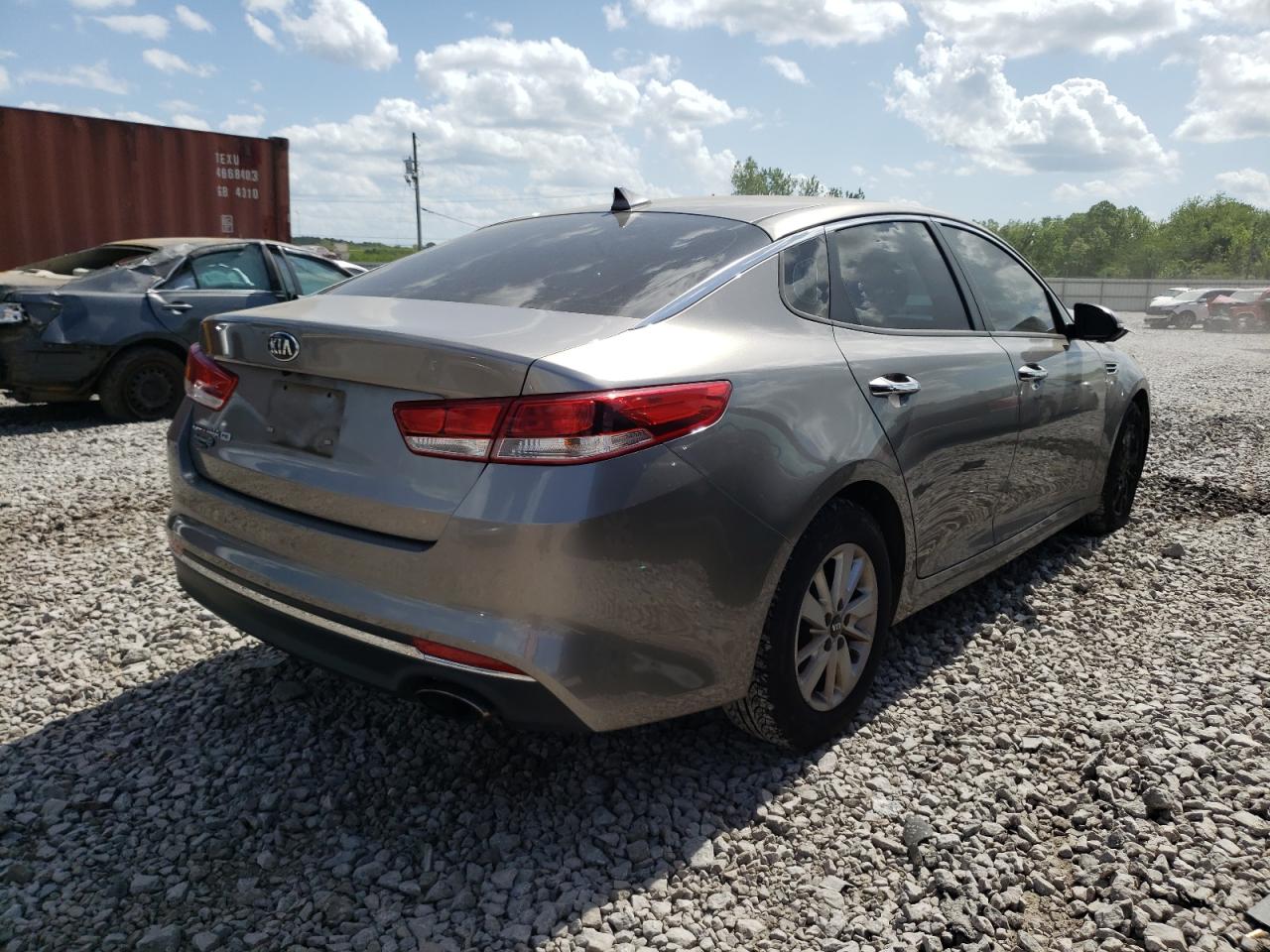 Photo 4 from auction – 2016 KIA OPTIMA LX with VIN 5XXGT4L34GG071942