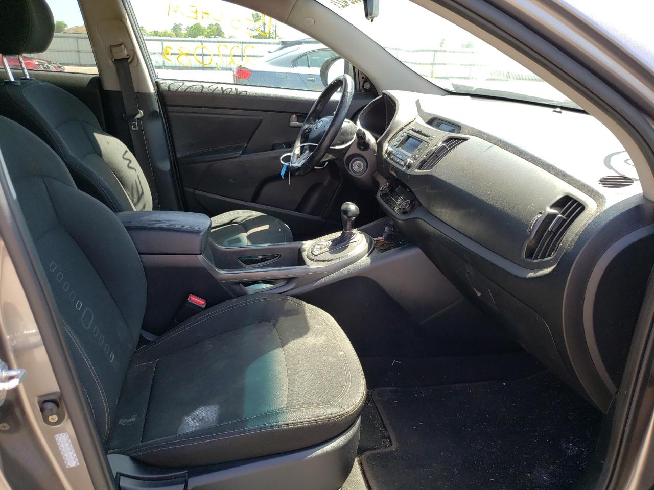 Photo 5 from auction – 2011 KIA SPORTAGE E with VIN KNDPC3A22B7145347