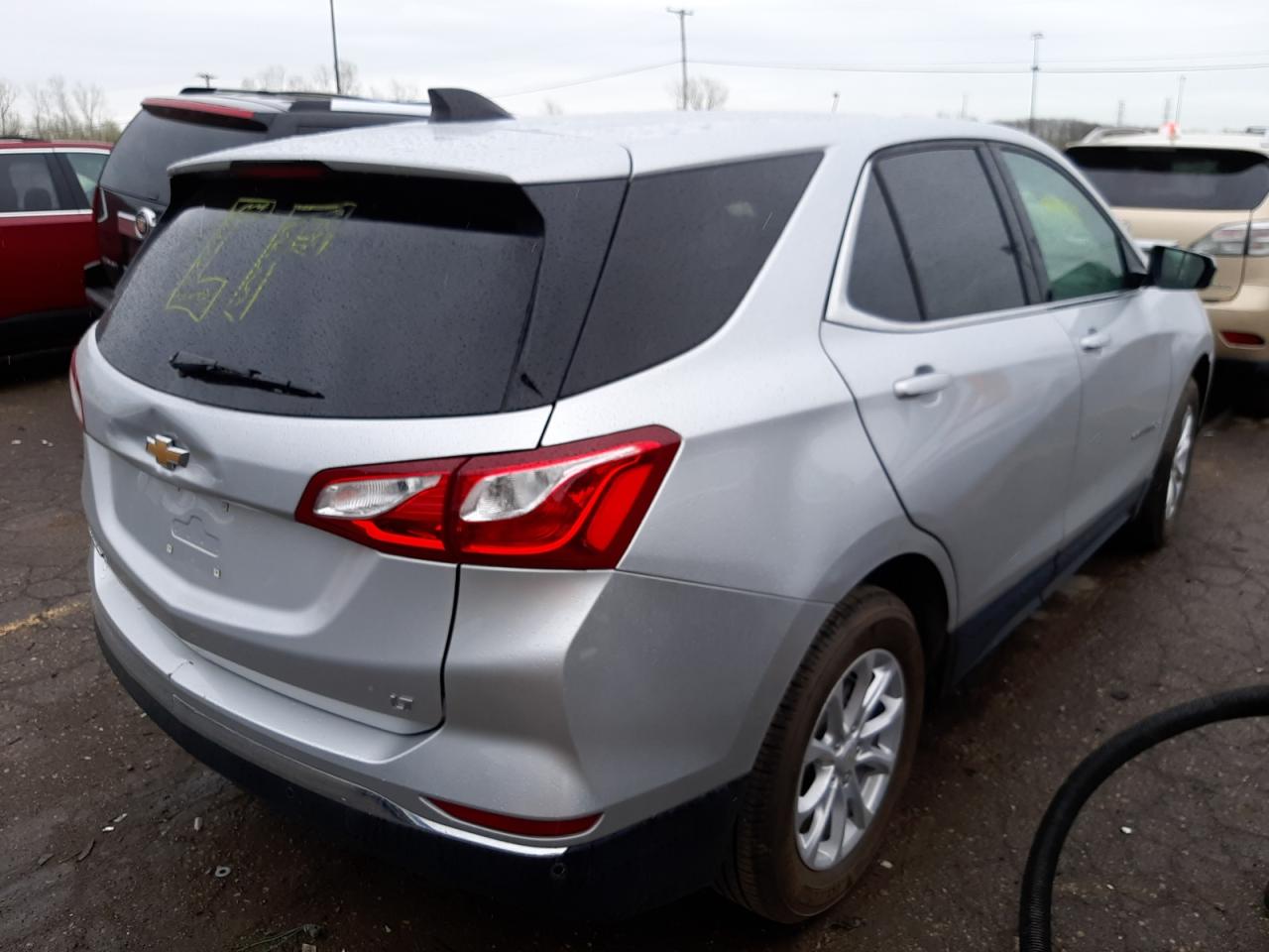 Photo 4 from auction – 2020 CHEVROLET EQUINOX LT with VIN 3GNAXJEV4LS524072