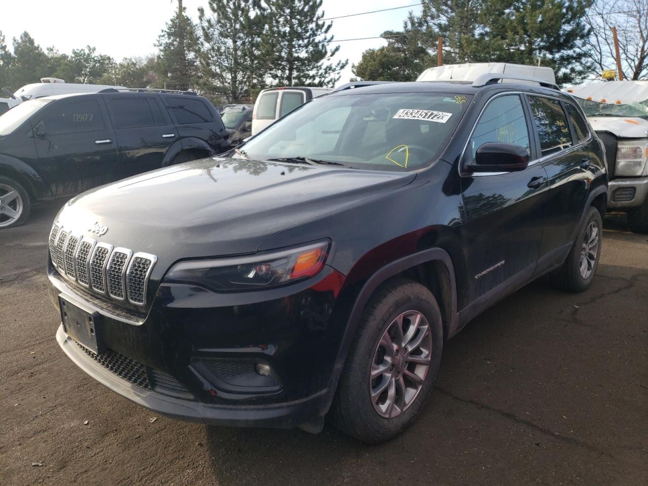 Photo 2 from auction – 2019 JEEP CHEROKEE L with VIN 1C4PJMLB5KD255710