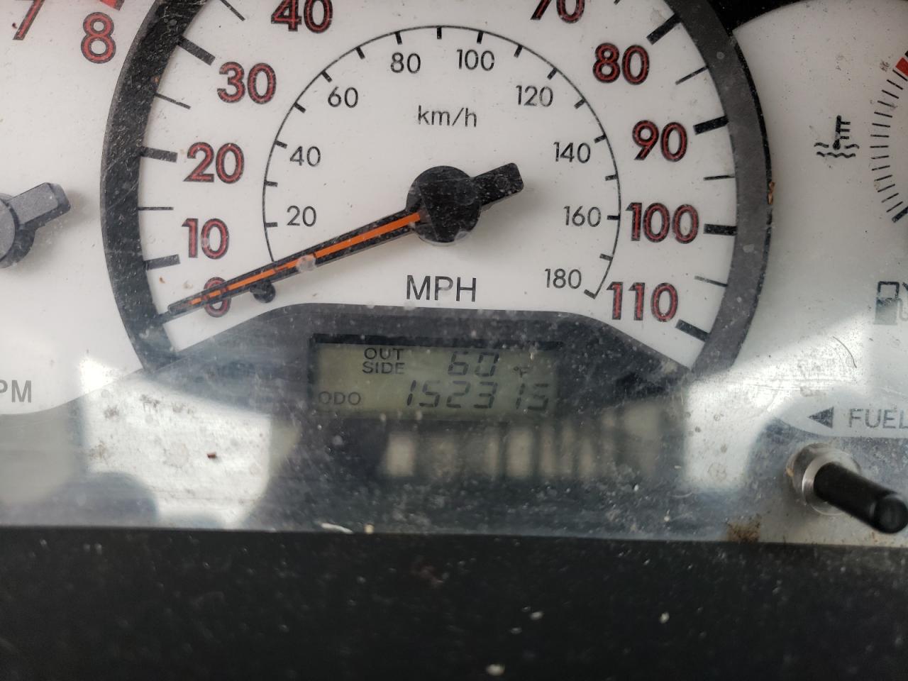 Photo 8 from auction – 2004 TOYOTA COROLLA with VIN 2T1BR32E24C303303