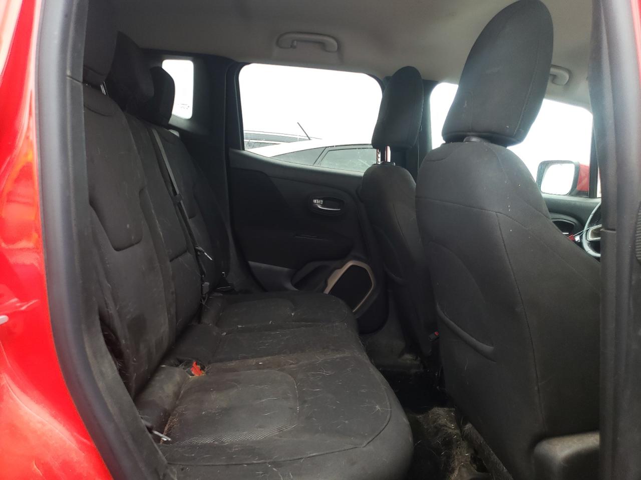 Photo 6 from auction – 2015 JEEP RENEGADE L with VIN ZACCJBBT5FPC16202