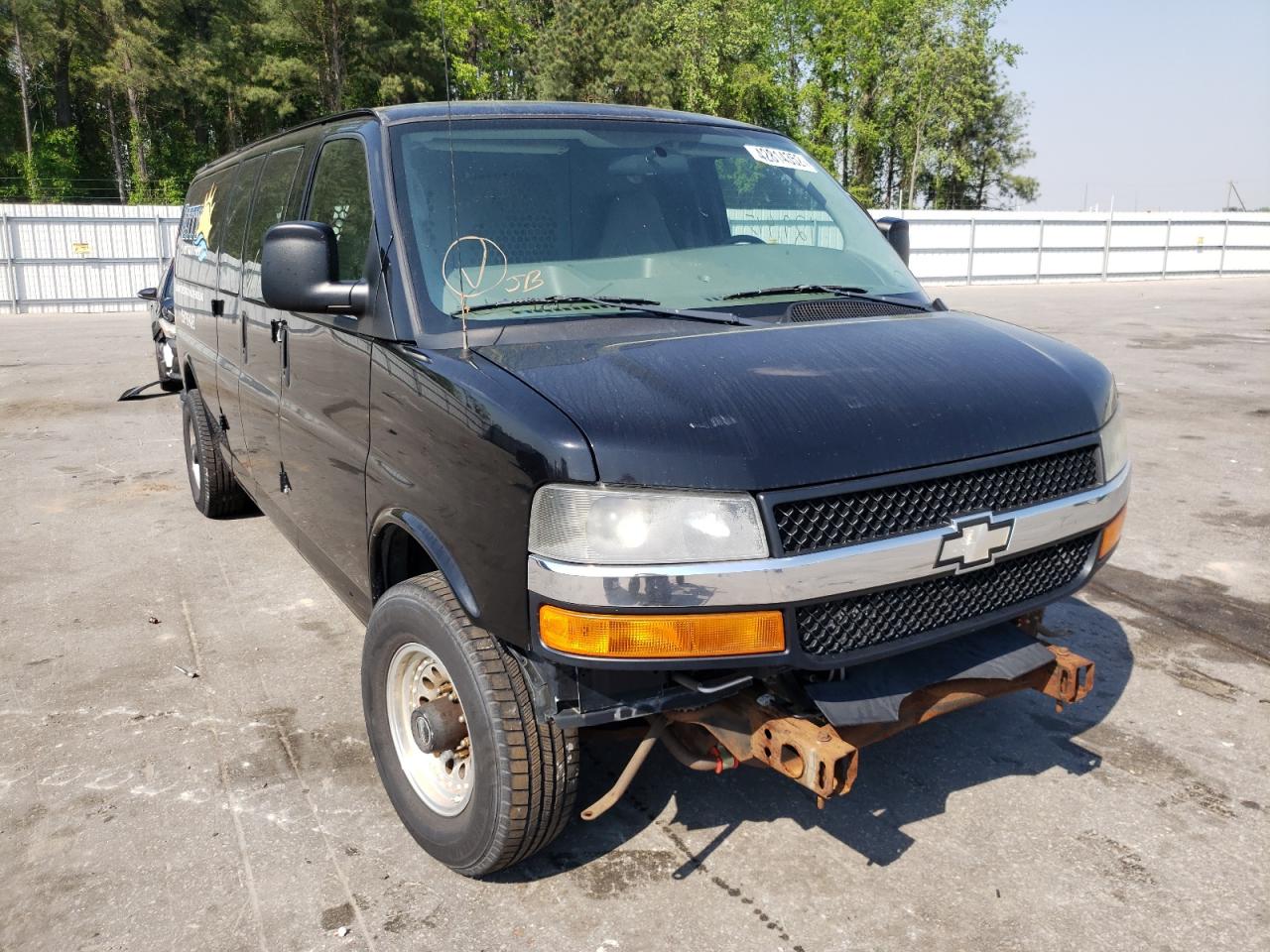 CHEVROLET EXPRESS G2 2008 with VIN 1GCGG29C781173698 - Photo from auction