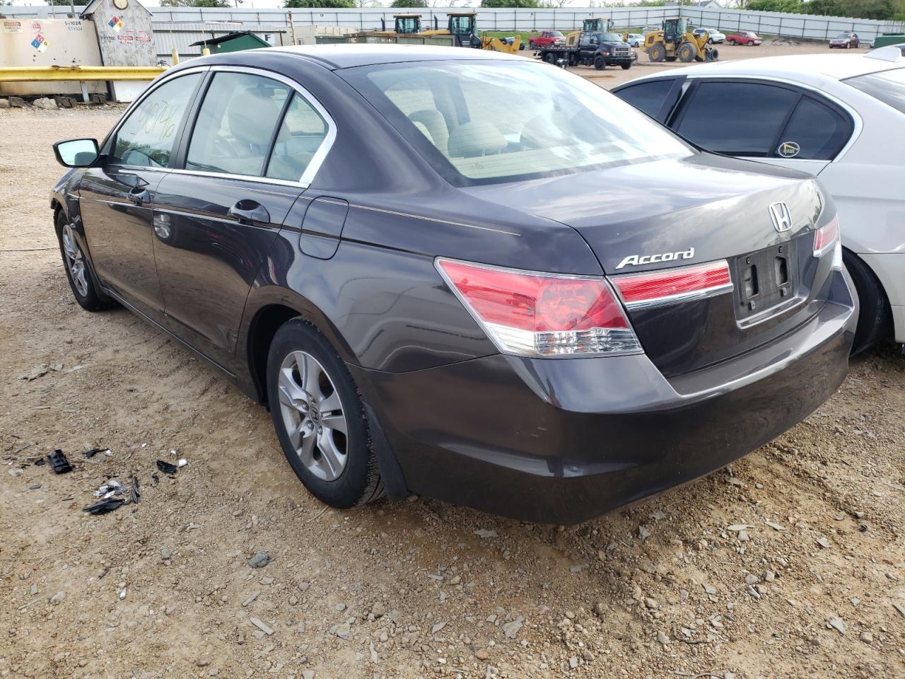 Photo 3 from auction – 2011 HONDA ACCORD LXP with VIN 1HGCP2F46BA022582