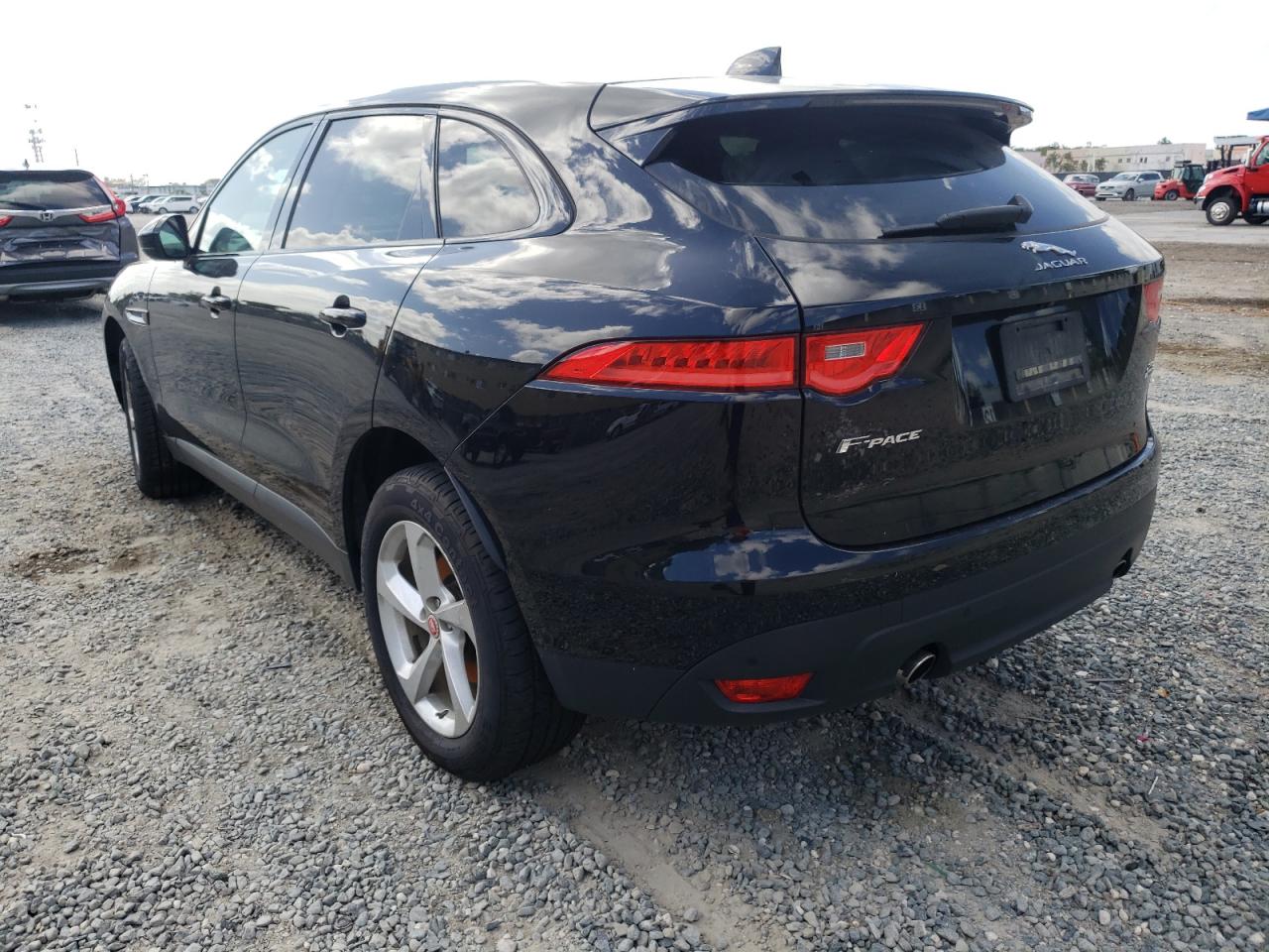 Photo 3 from auction – 2020 JAGUAR F-PACE PRE with VIN SADCJ2FXXLA645865