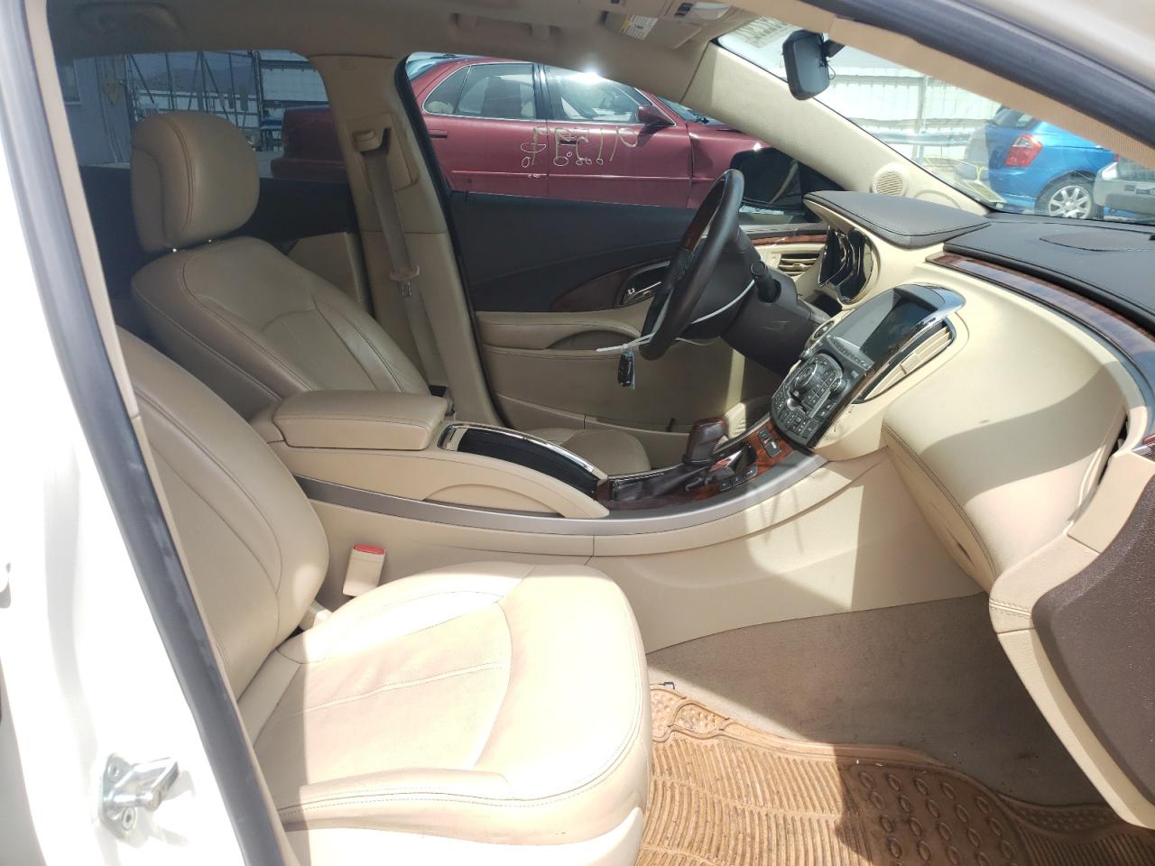 Photo 15 from auction – 2010 BUICK LACROSSE C with VIN 1G4GD5GG8AF169471