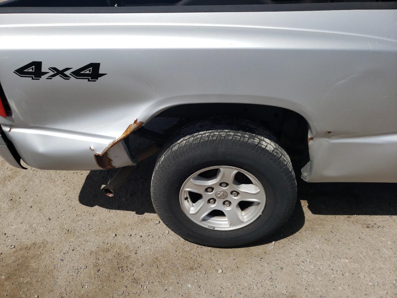 Photo 9 from auction – 2006 DODGE DAKOTA SLT with VIN 1D7HW42N06S630346