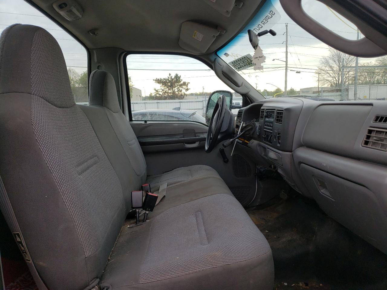 Photo 5 from auction – 2003 FORD F250 SUPER with VIN 1FTNF21L63EB31725