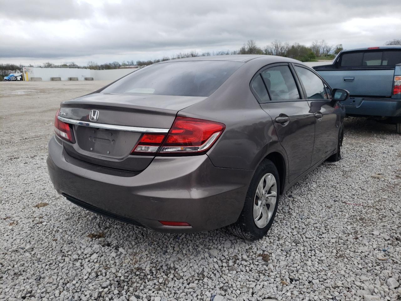 Photo 4 from auction – 2015 HONDA CIVIC LX with VIN 19XFB2F54FE014521